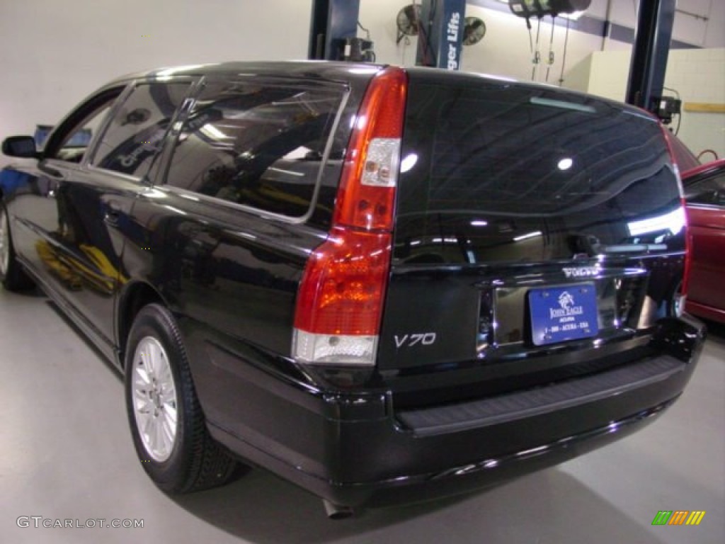 2005 V70 2.4 - Black / Taupe/Light Taupe photo #6