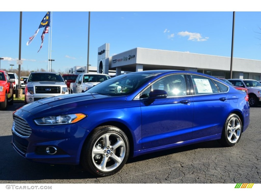 2013 Fusion SE 1.6 EcoBoost - Deep Impact Blue Metallic / SE Appearance Package Charcoal Black/Red Stitching photo #6
