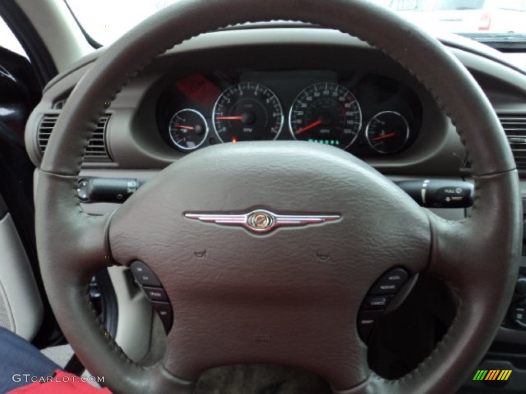 2005 Sebring Sedan - Brilliant Black / Dark Slate Gray photo #7