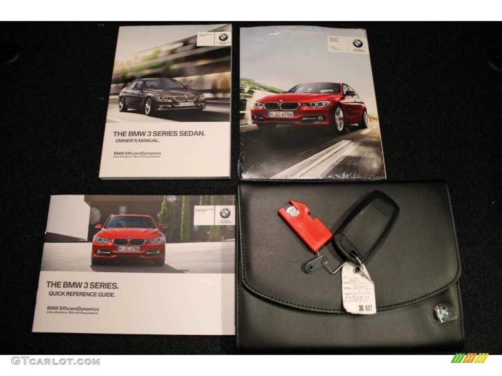 2013 BMW 3 Series 328i xDrive Sedan Books/Manuals Photos