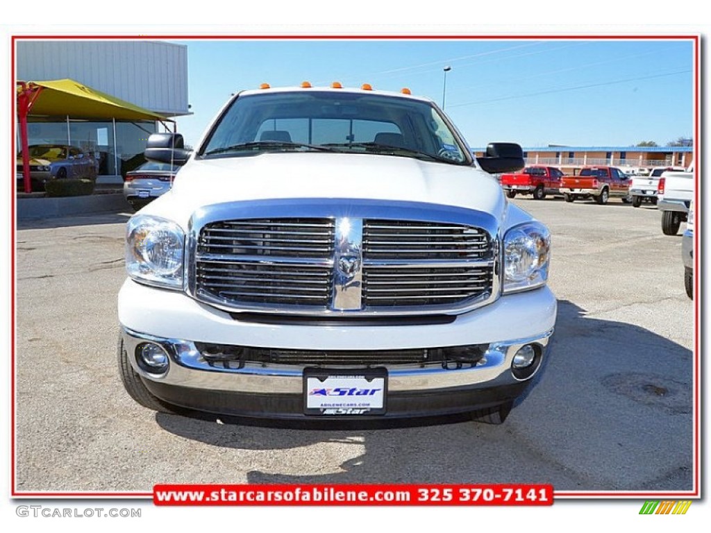 2008 Ram 3500 Lone Star Quad Cab 4x4 Dually - Bright White / Khaki photo #17