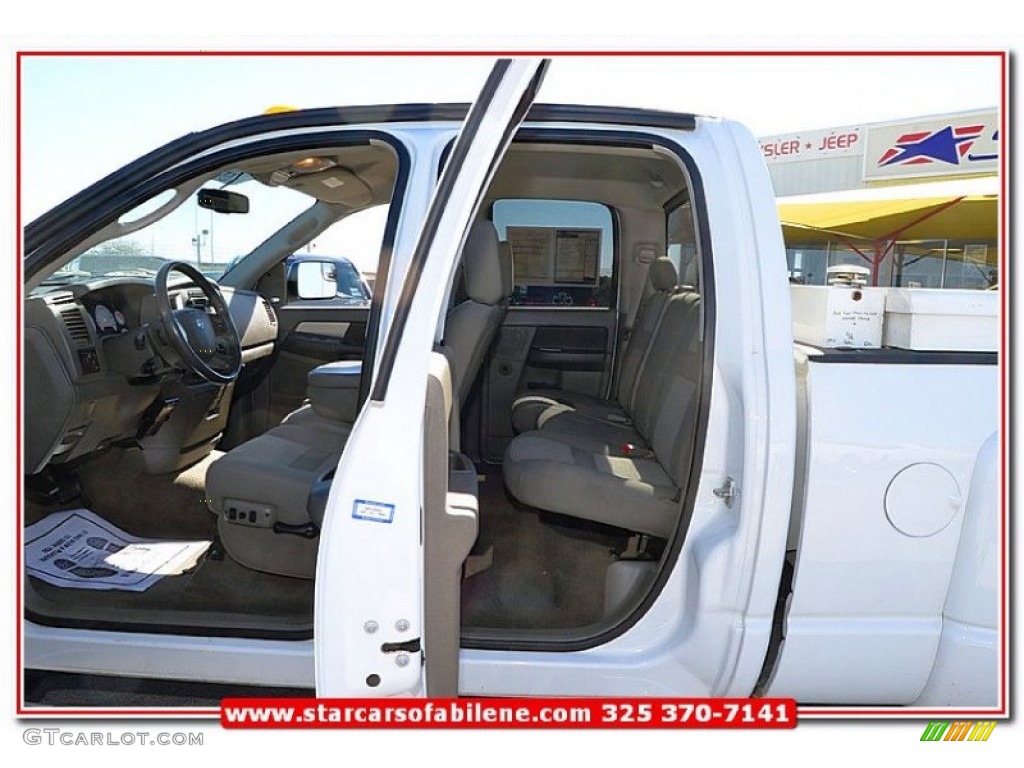 2008 Ram 3500 Lone Star Quad Cab 4x4 Dually - Bright White / Khaki photo #31