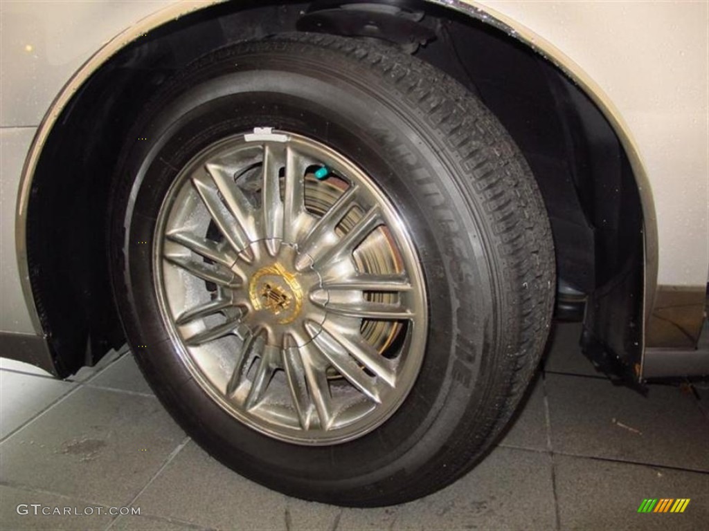 2001 Cadillac DeVille Sedan Wheel Photo #77349570