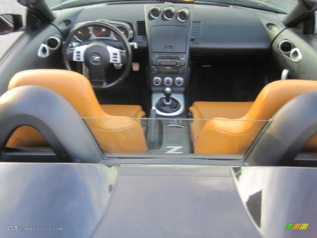 2006 350Z Touring Roadster - Magnetic Black Pearl / Burnt Orange Leather photo #8