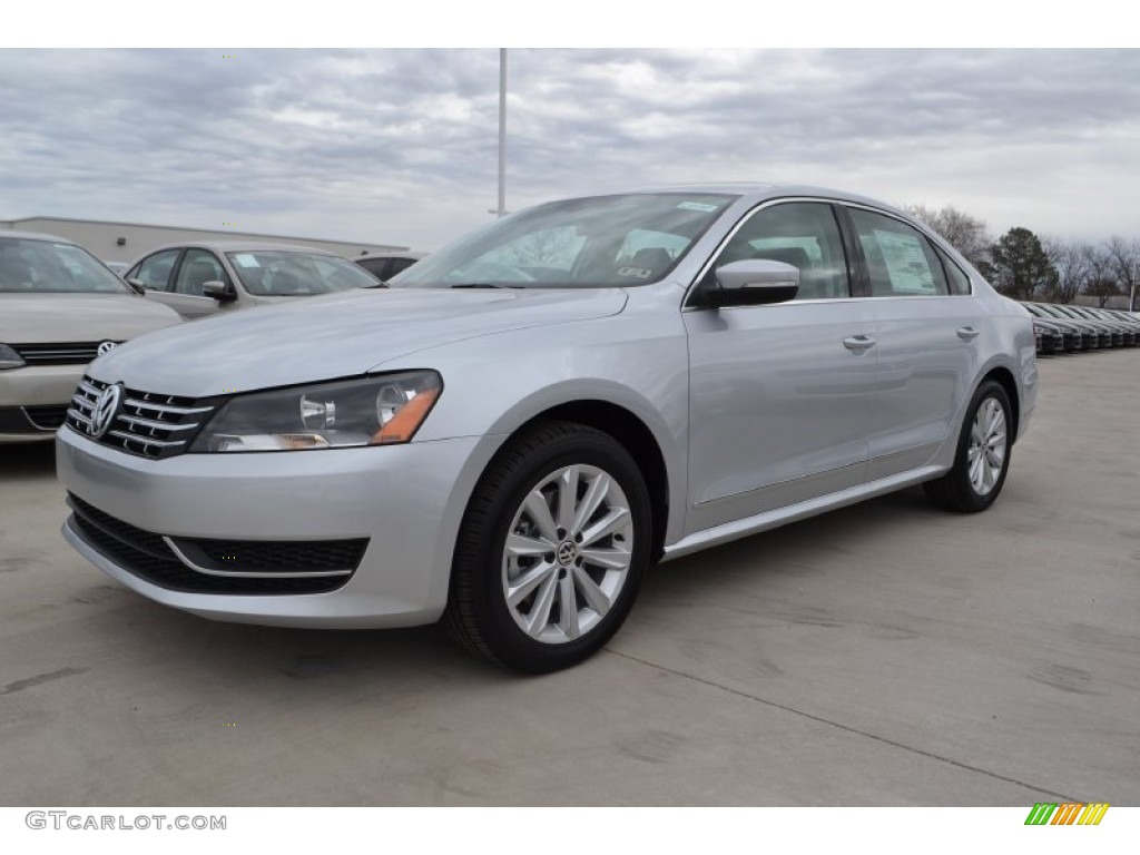 Reflex Silver Metallic 2013 Volkswagen Passat 2.5L SEL Exterior Photo #77355397