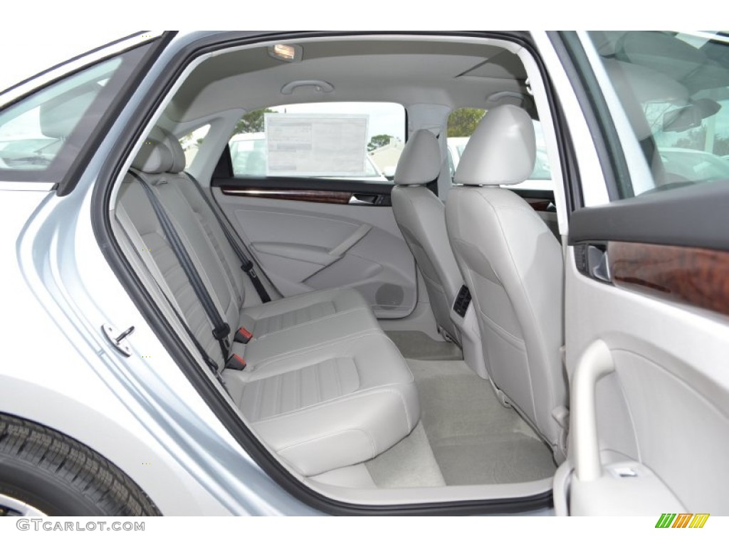 Moonrock Gray Interior 2013 Volkswagen Passat 2.5L SEL Photo #77355463