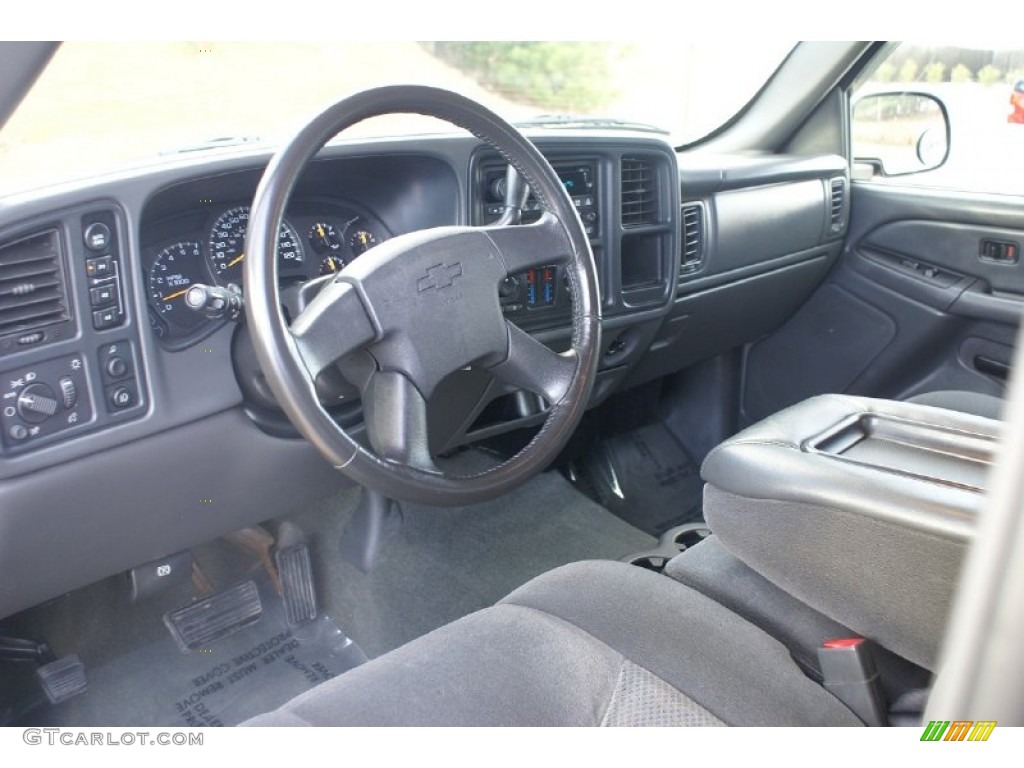 Dark Charcoal Interior 2004 Chevrolet Silverado 1500 Z71 Crew Cab 4x4 Photo #77355576