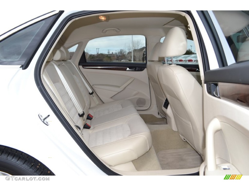 Cornsilk Beige Interior 2013 Volkswagen Passat 2.5L SEL Photo #77355632