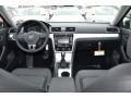 Black - Passat 2.5L SE Photo No. 5
