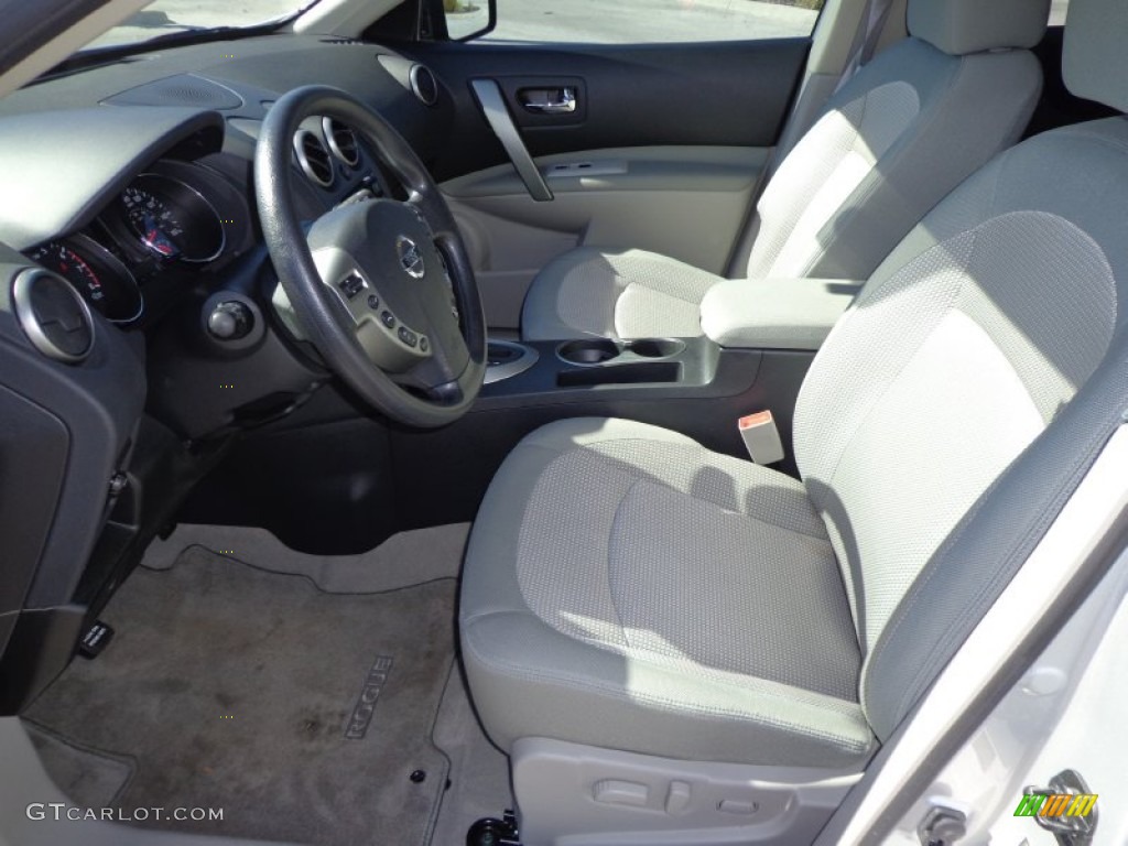 2011 Rogue SV - Silver Ice Metallic / Gray photo #4
