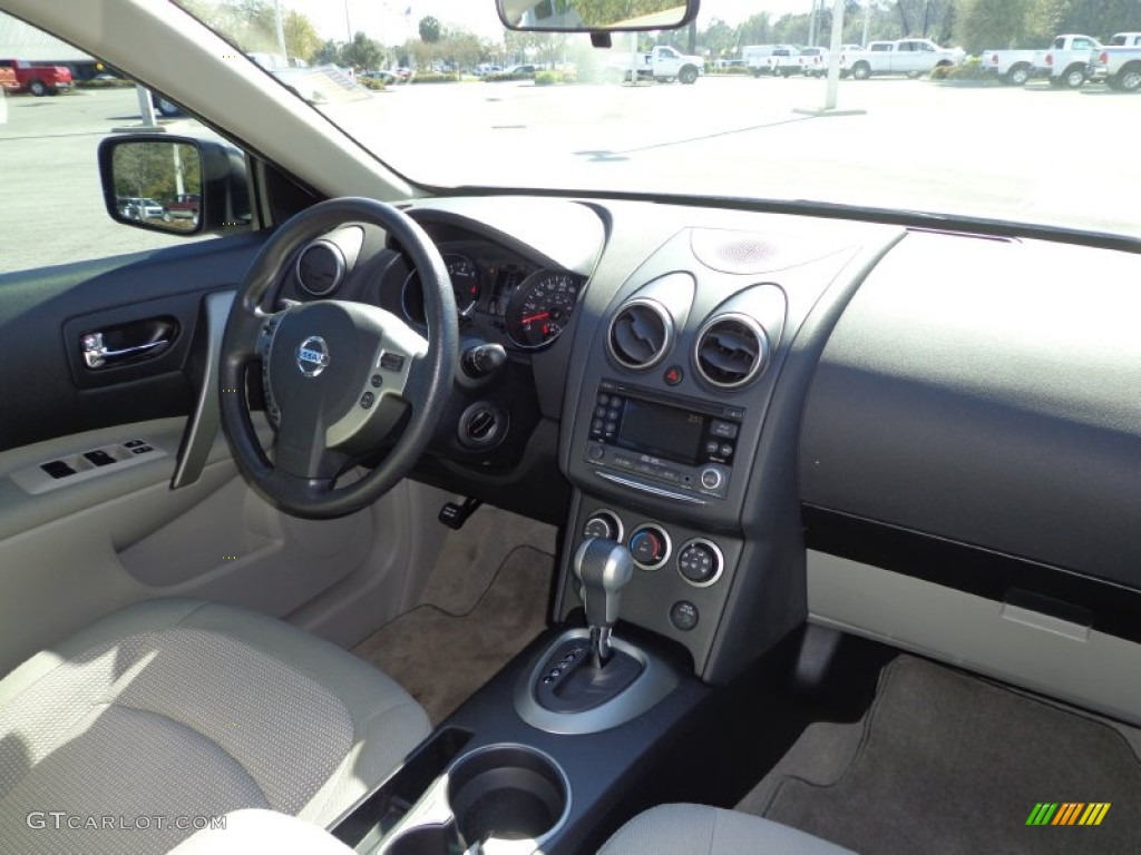 2011 Rogue SV - Silver Ice Metallic / Gray photo #11
