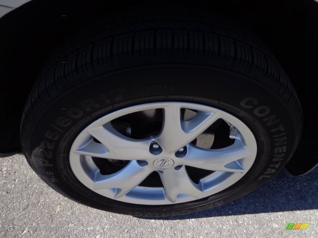 2011 Rogue SV - Silver Ice Metallic / Gray photo #14