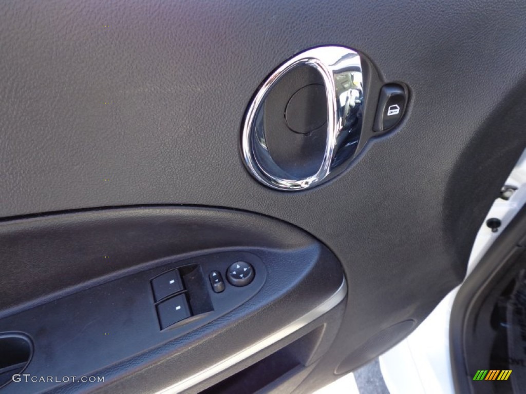 2011 HHR LS Panel - Arctic Ice White / Ebony photo #17