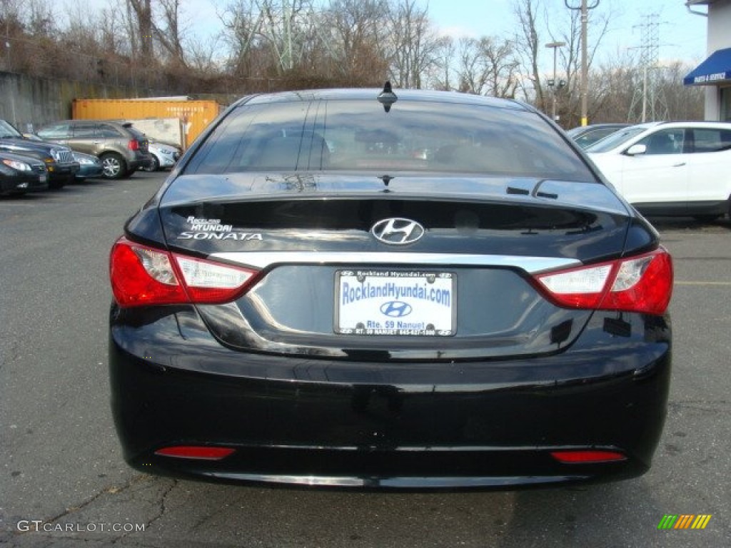 2011 Sonata GLS - Midnight Black / Gray photo #5