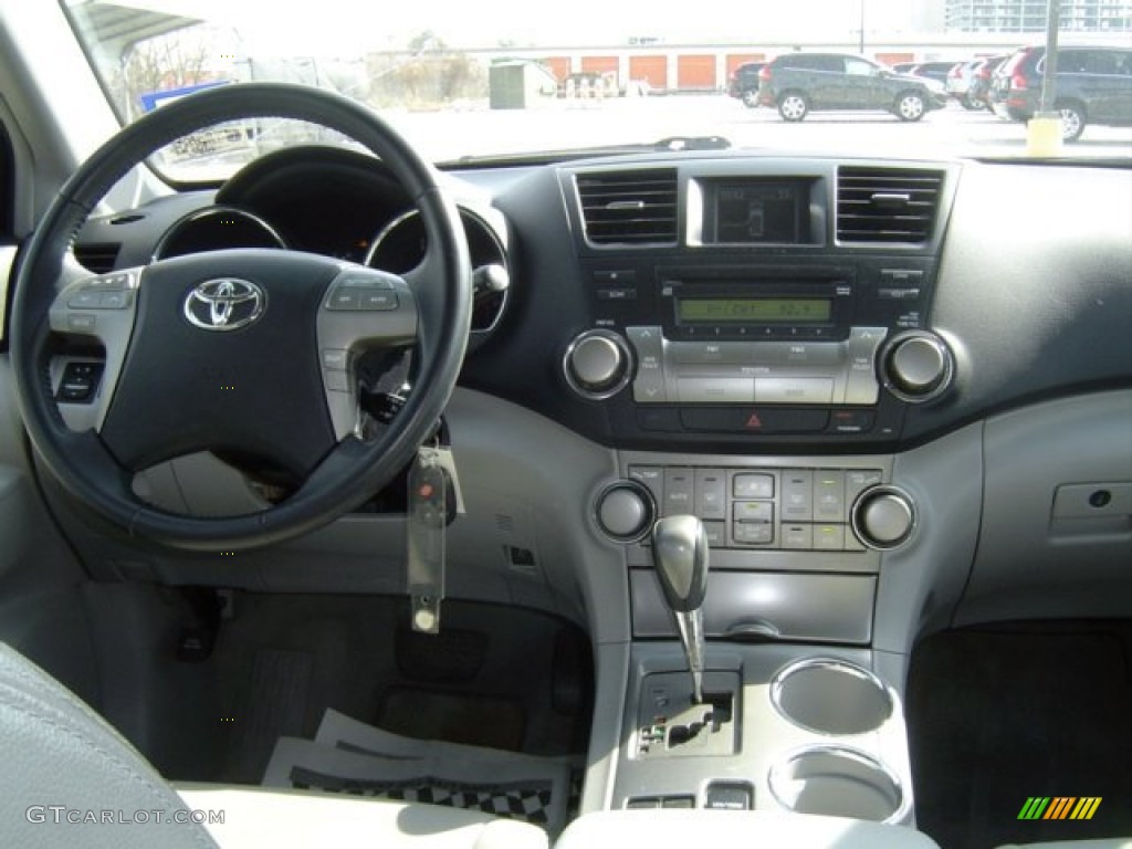 2008 Toyota Highlander Sport Ash Gray Dashboard Photo #77358245