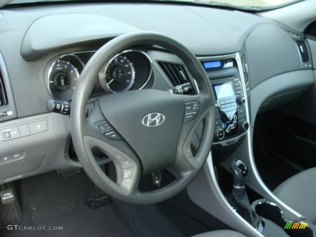 2011 Sonata GLS - Midnight Black / Gray photo #9