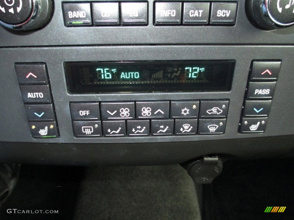 2006 Buick LaCrosse CXL Controls Photo #77359464