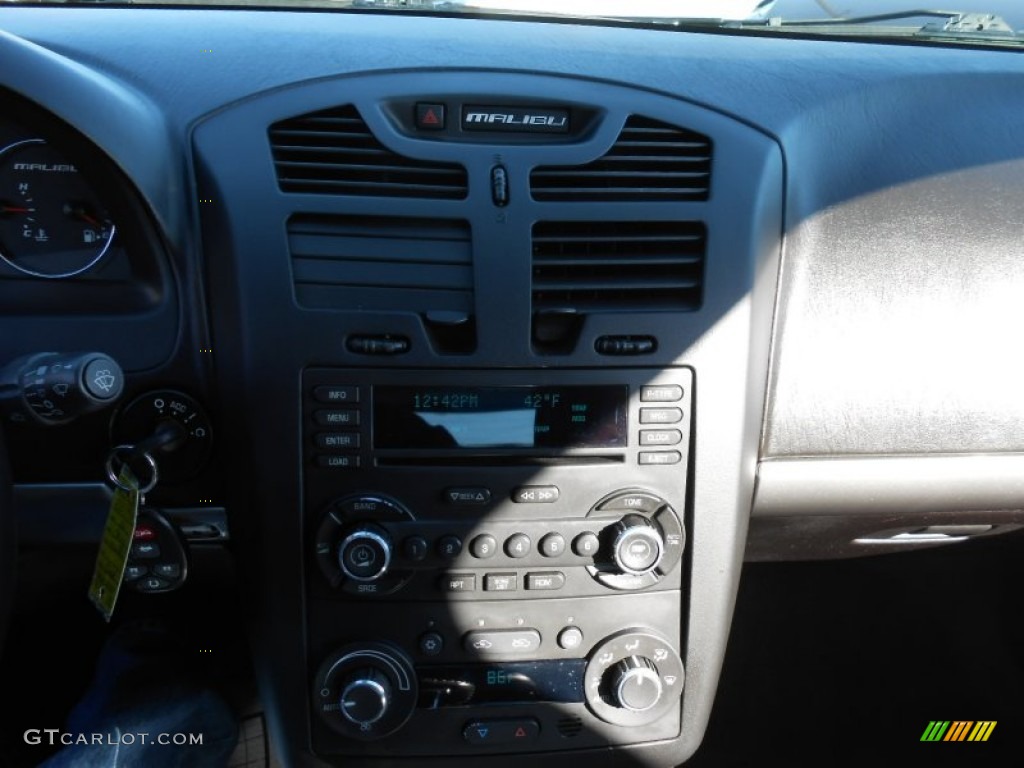 2006 Malibu Maxx SS Wagon - Black / Ebony Black photo #20