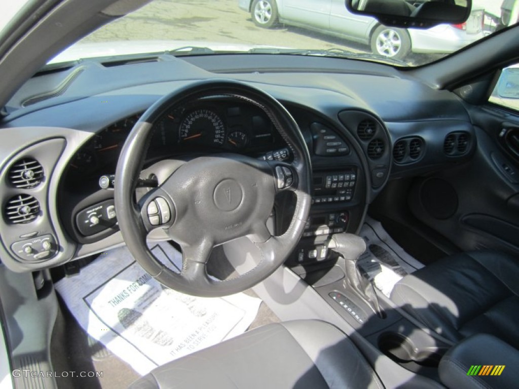 2003 Pontiac Bonneville SSEi interior Photos