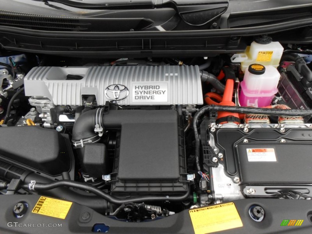 2013 Toyota Prius Three Hybrid 1.8 Liter DOHC 16-Valve VVT-i 4 Cylinder/Electric Hybrid Engine Photo #77363856