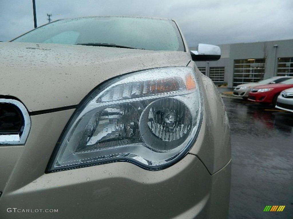 2011 Equinox LT - Gold Mist Metallic / Jet Black photo #9