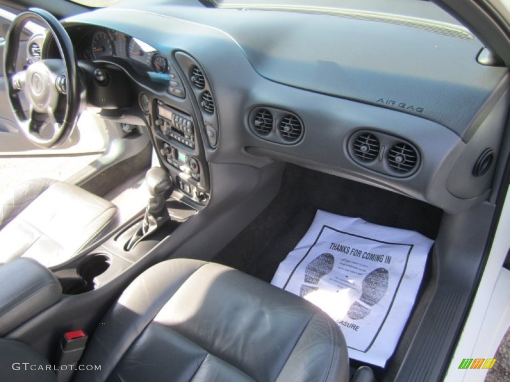 2003 Pontiac Bonneville SSEi Dashboard Photos