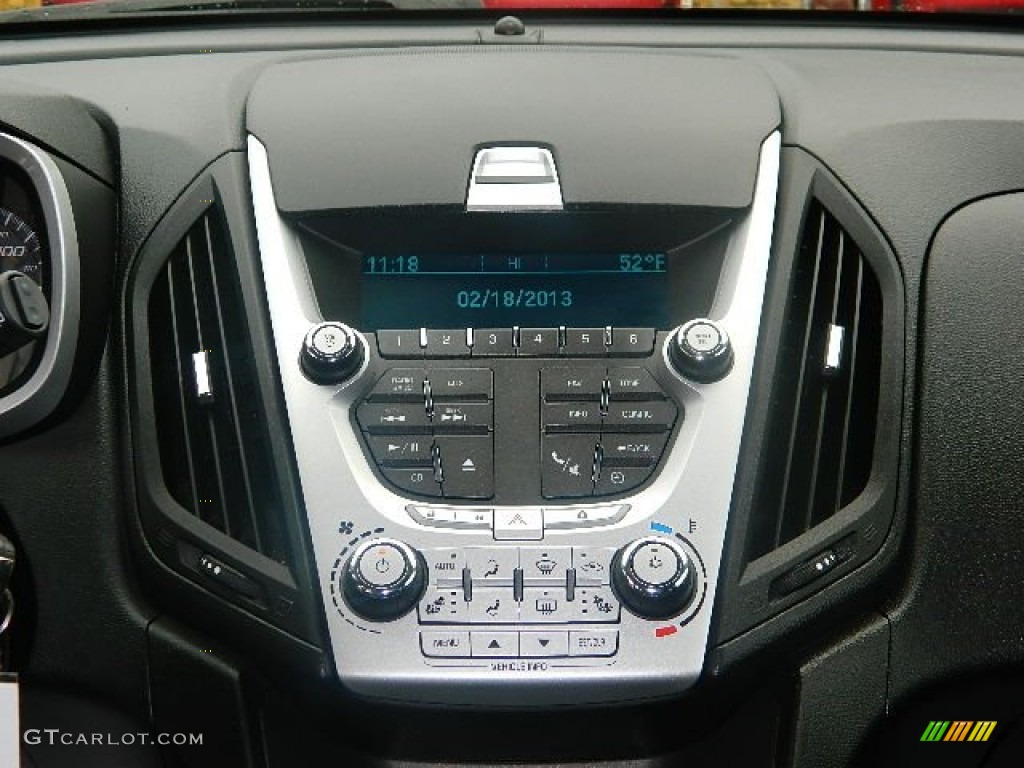 2011 Equinox LT - Gold Mist Metallic / Jet Black photo #17