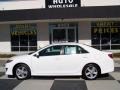 Super White - Camry SE Photo No. 1