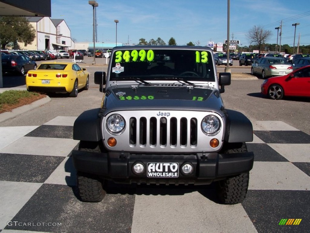 2013 Wrangler Unlimited Rubicon 4x4 - Billet Silver Metallic / Black photo #2