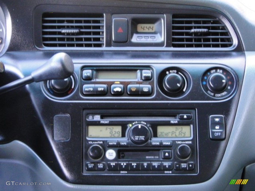 2002 Honda Odyssey EX-L Controls Photos