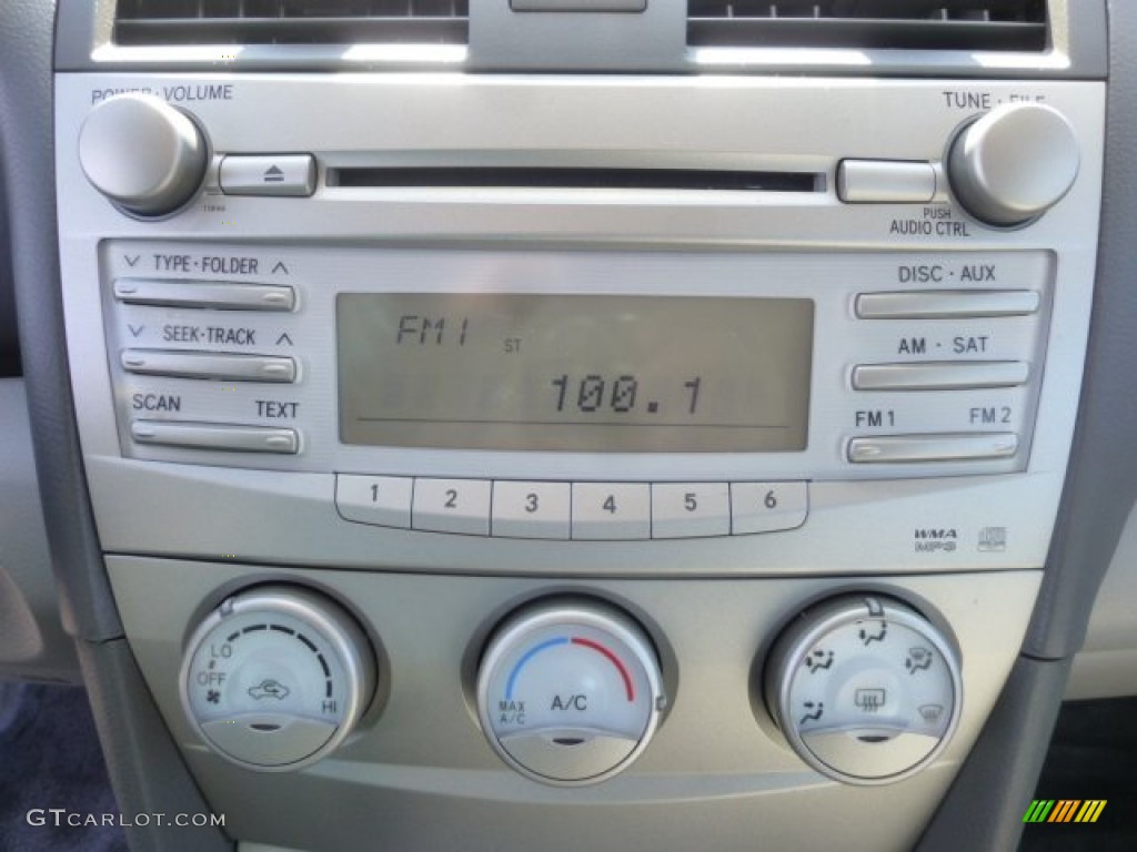 2011 Toyota Camry LE Controls Photo #77365881