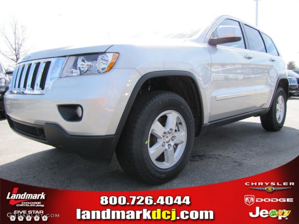 2013 Grand Cherokee Laredo - Bright Silver Metallic / Dark Graystone/Medium Graystone photo #1