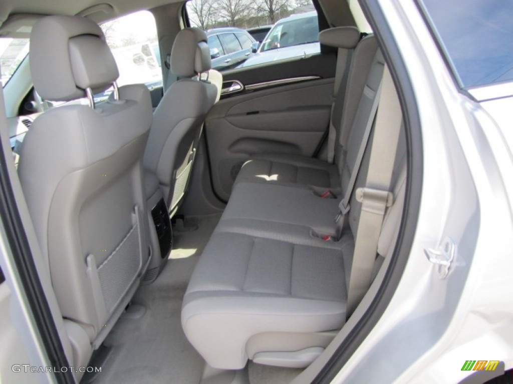 2013 Grand Cherokee Laredo - Bright Silver Metallic / Dark Graystone/Medium Graystone photo #7