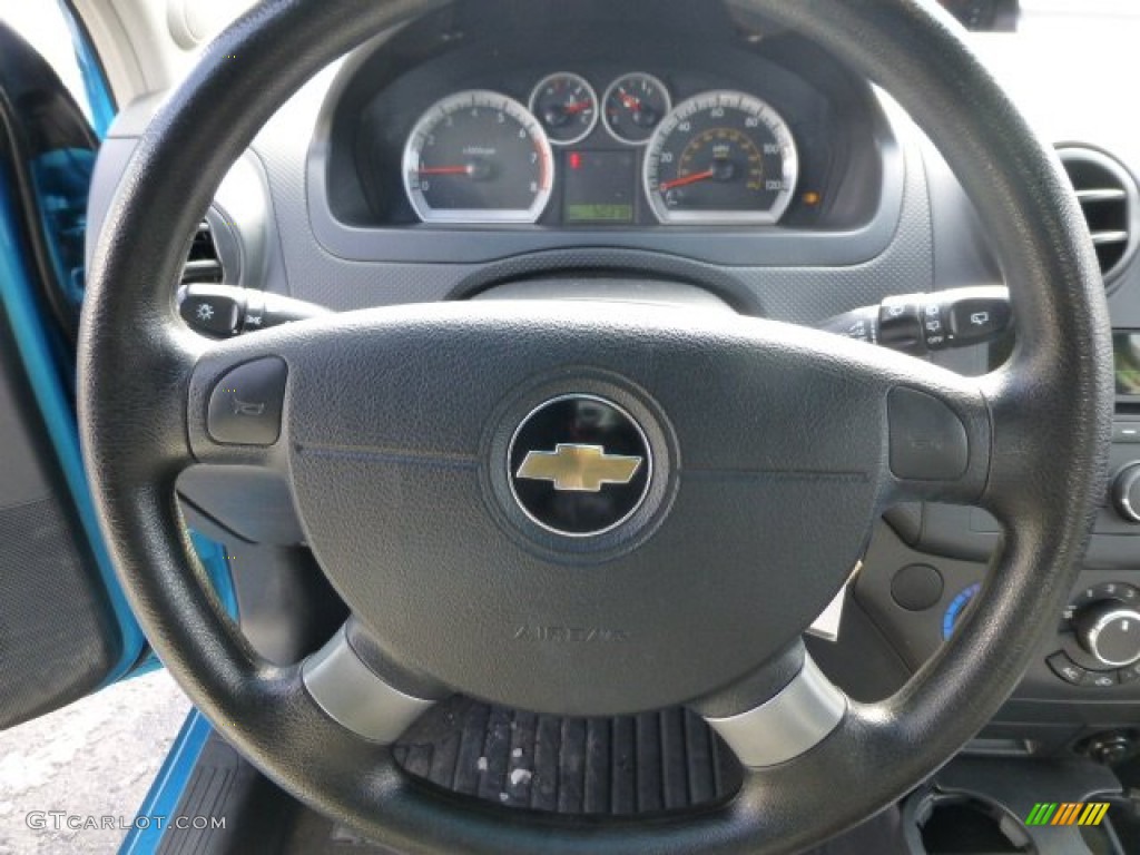 2009 Chevrolet Aveo Aveo5 LT Charcoal Steering Wheel Photo #77370575