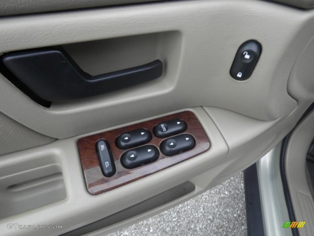 2003 Mercury Sable LS Premium Sedan Controls Photo #77371172
