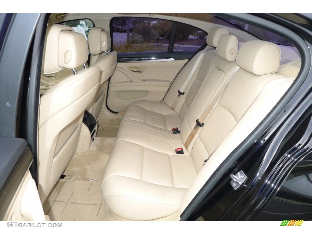 2011 BMW 5 Series 535i Sedan Rear Seat Photo #77373314