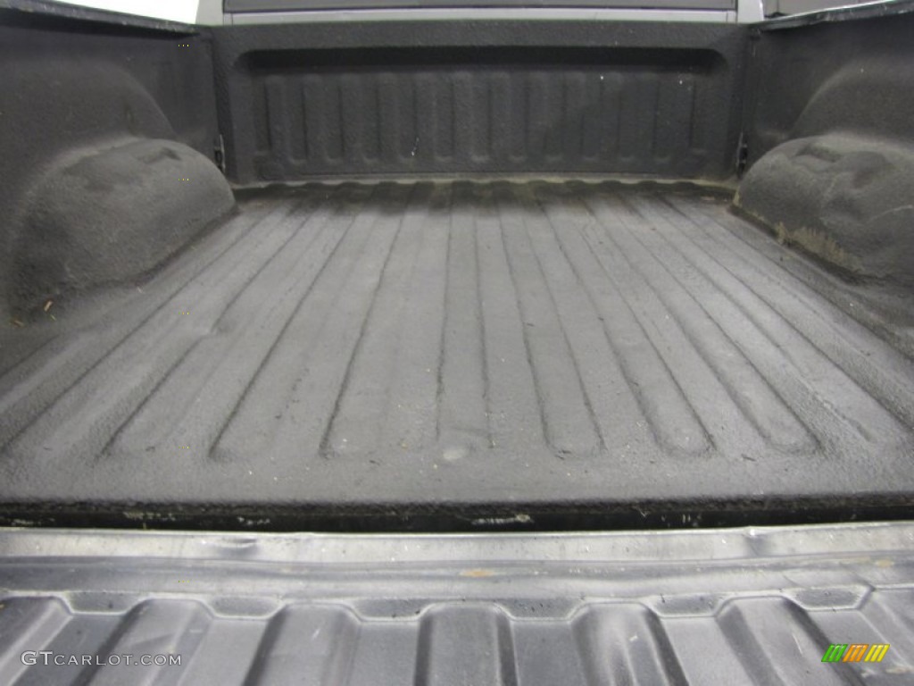 2004 Ram 2500 SLT Quad Cab 4x4 - Graphite Metallic / Dark Slate Gray photo #4