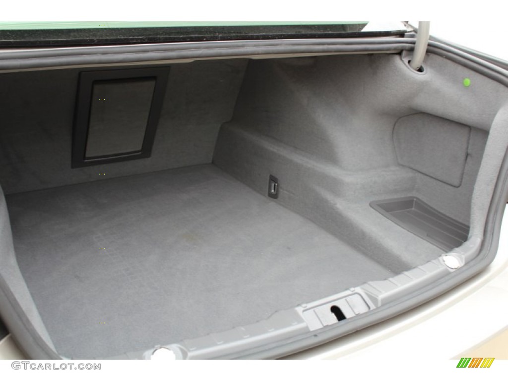 2010 BMW 7 Series 750Li Sedan Trunk Photo #77376234