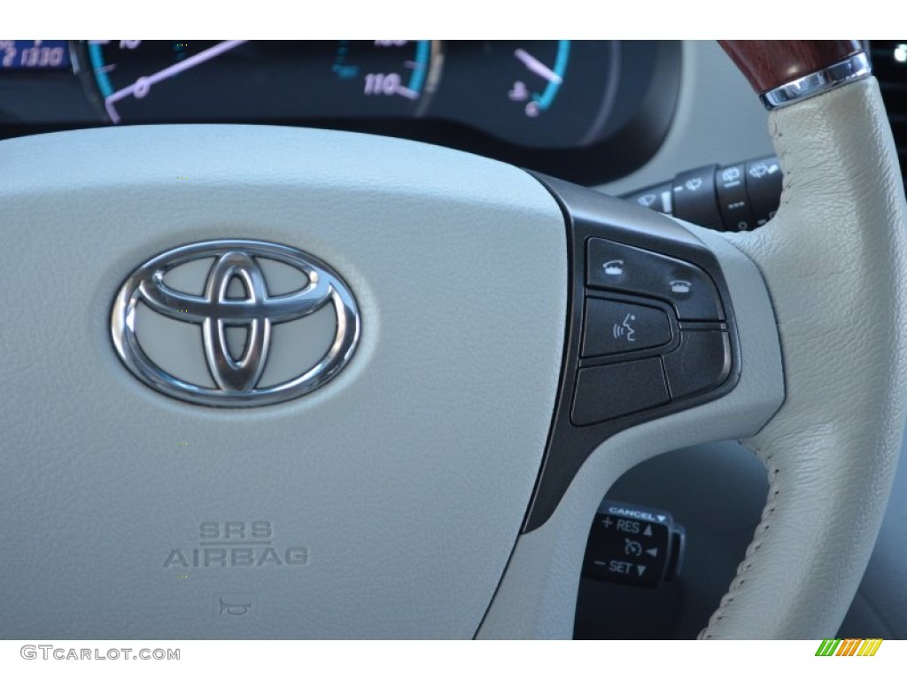 2011 Toyota Sienna Limited AWD Controls Photo #77381443