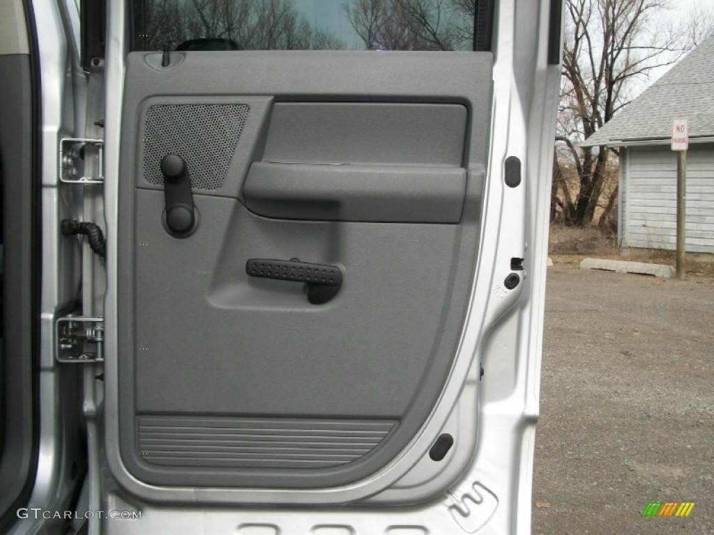 2008 Ram 1500 ST Quad Cab 4x4 - Bright Silver Metallic / Medium Slate Gray photo #25