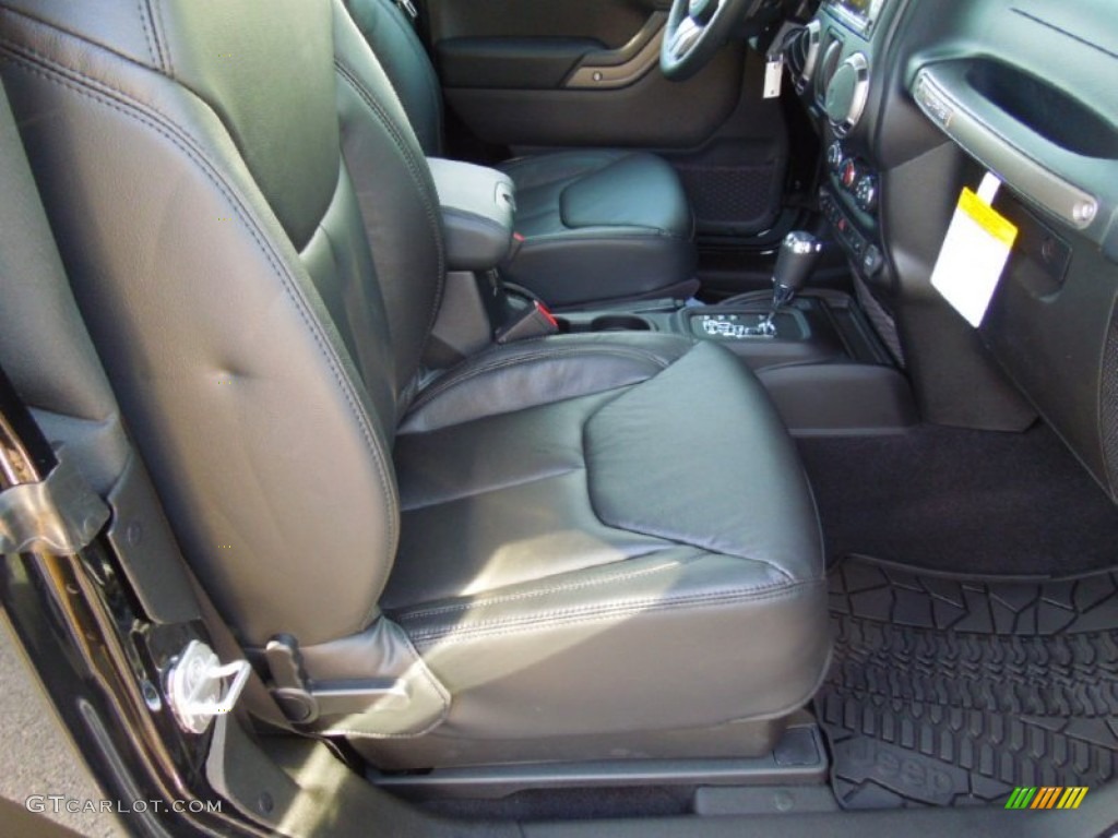 2013 Jeep Wrangler Moab Edition 4x4 Front Seat Photo #77385279