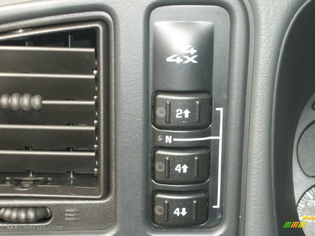 2007 Chevrolet Silverado 3500HD Classic LT Extended Cab Dually 4x4 Controls Photo #77385654