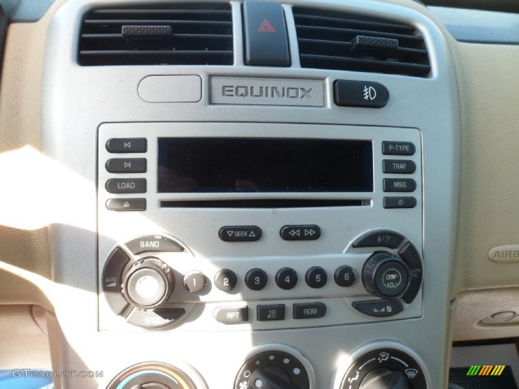 2005 Chevrolet Equinox LT AWD Audio System Photo #77385686