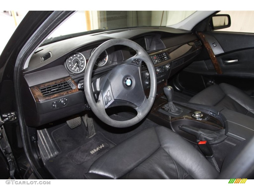 Black Interior 2005 BMW 5 Series 545i Sedan Photo #77385789