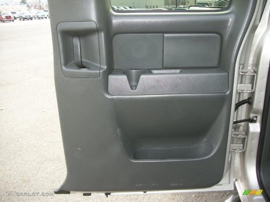 2007 Silverado 3500HD Classic LT Extended Cab Dually 4x4 - Silver Birch Metallic / Medium Gray photo #27
