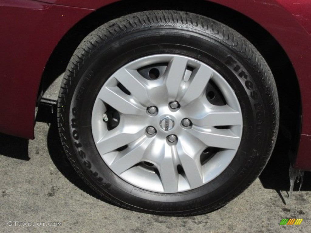 2011 Nissan Altima 2.5 S Wheel Photos