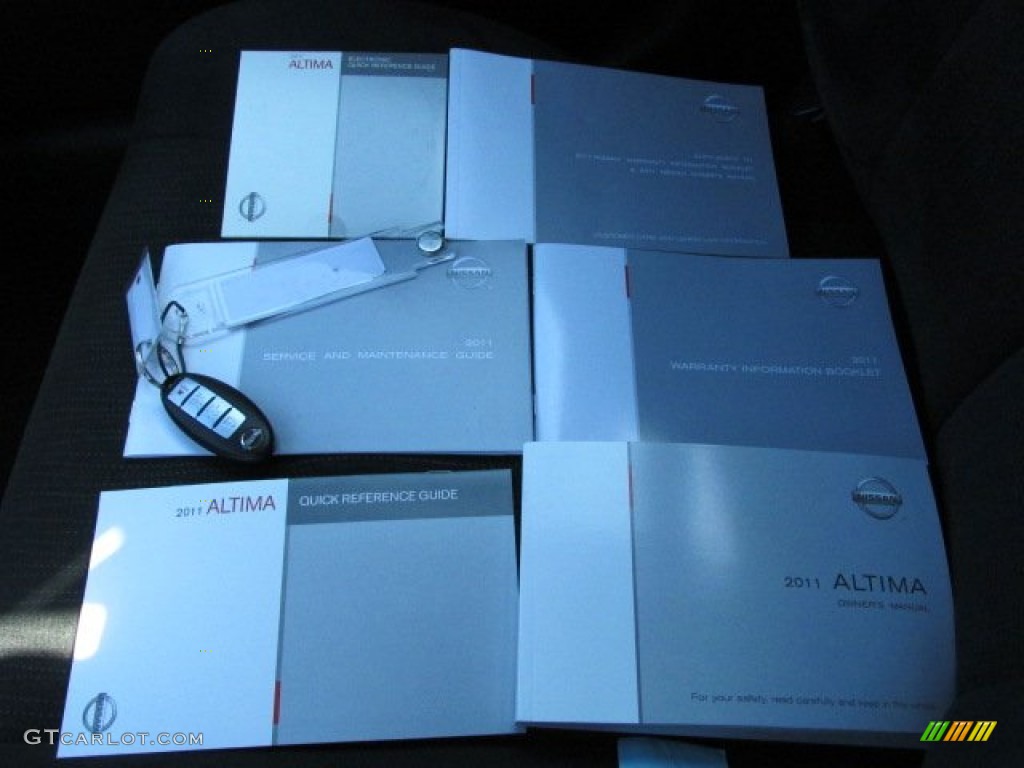 2011 Nissan Altima 2.5 S Books/Manuals Photos