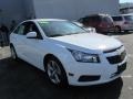 Summit White - Cruze LT Photo No. 4