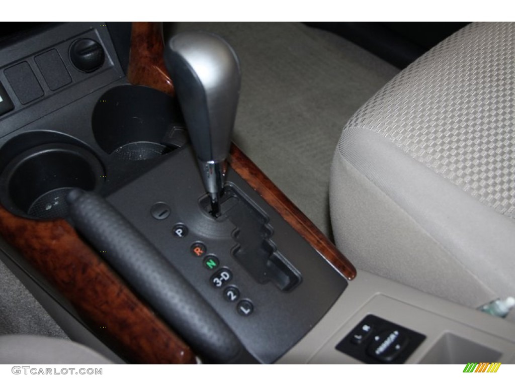 2008 Toyota RAV4 Limited Transmission Photos