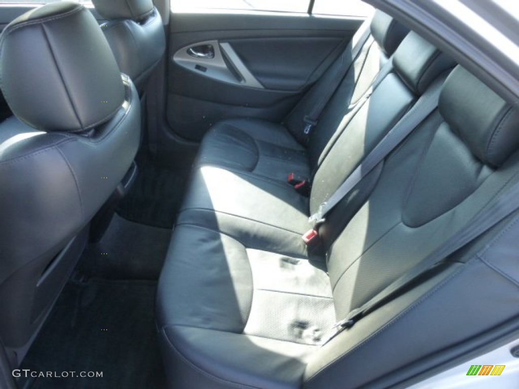 2009 Toyota Camry SE Rear Seat Photos